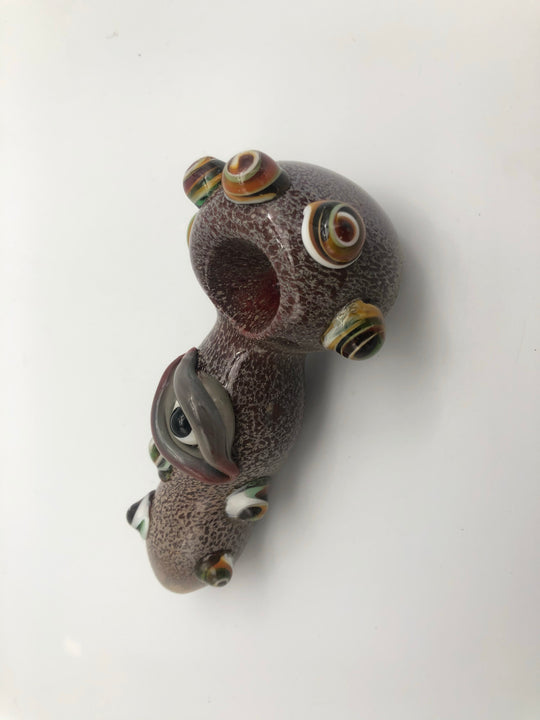 4 inch pipe with eyeball on neck