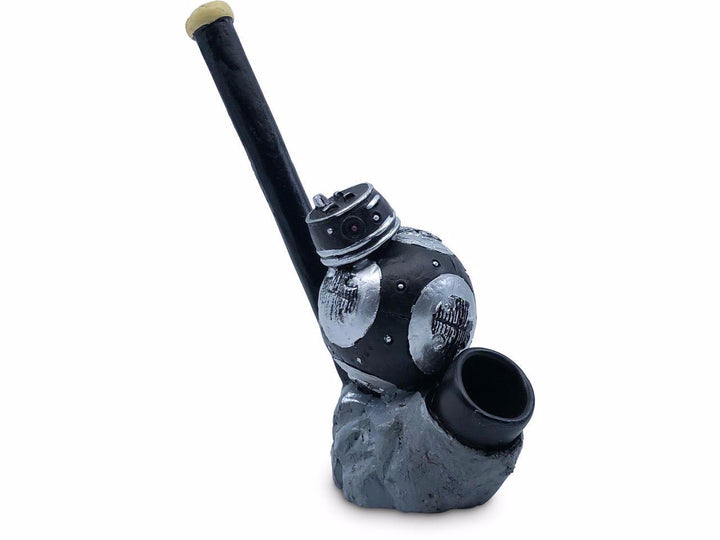 Resin Pipe - Black and Gray Robot